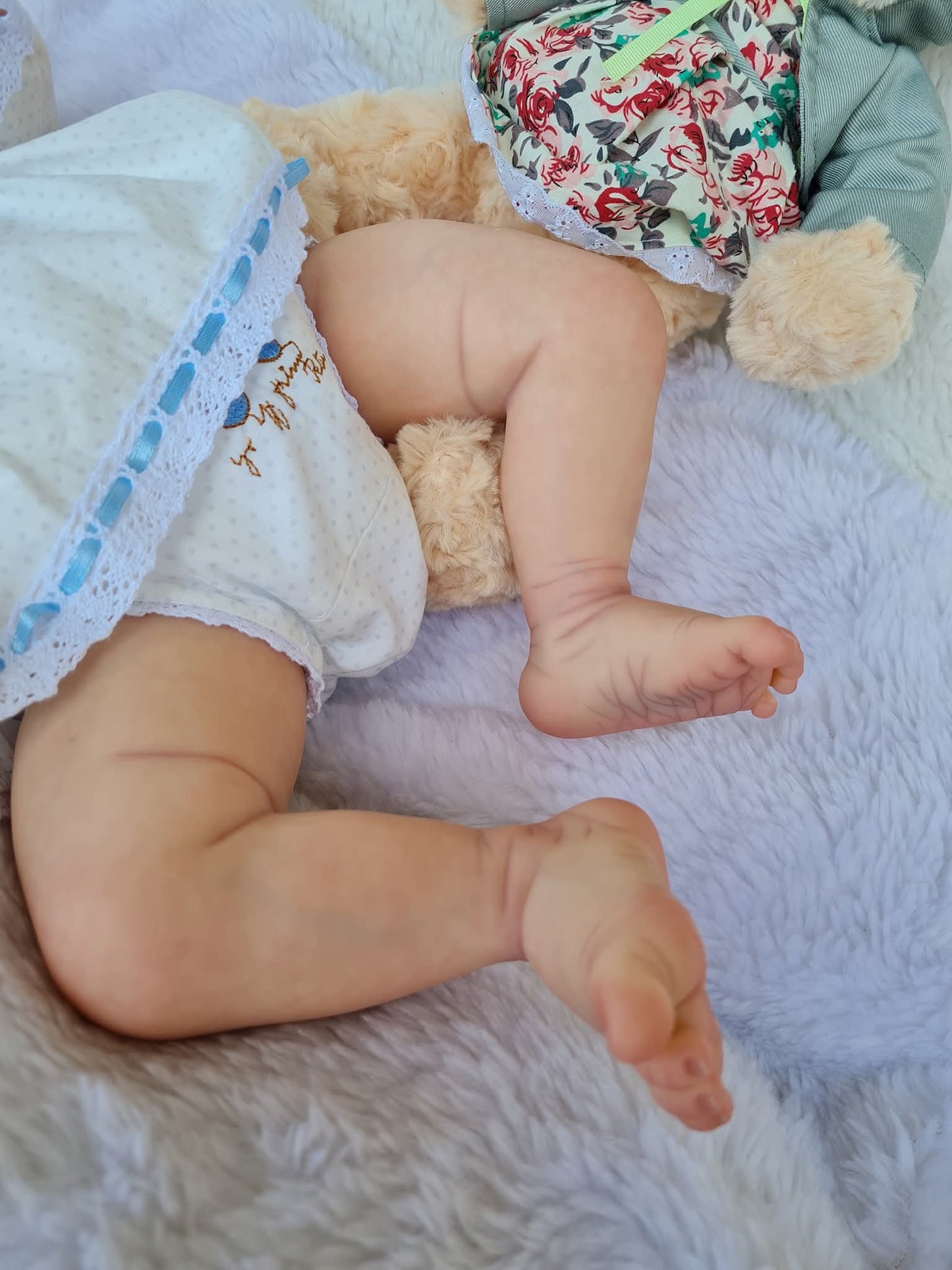 Authentic Reborn Doll – “Azalea” by Laura Lee Eagles (Limited Edition #1071/1400) – COA Included